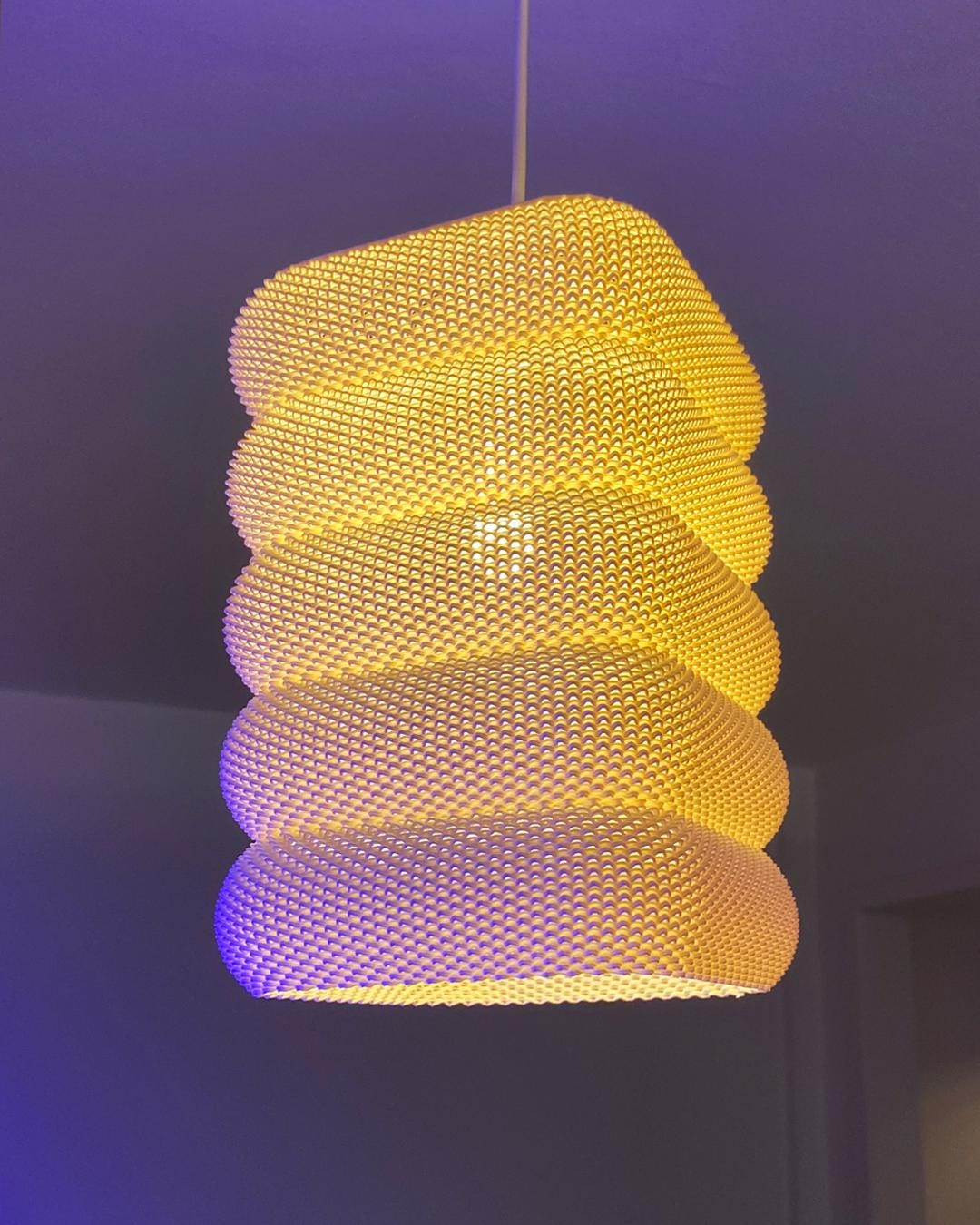 Ribbed pendant lamp shade