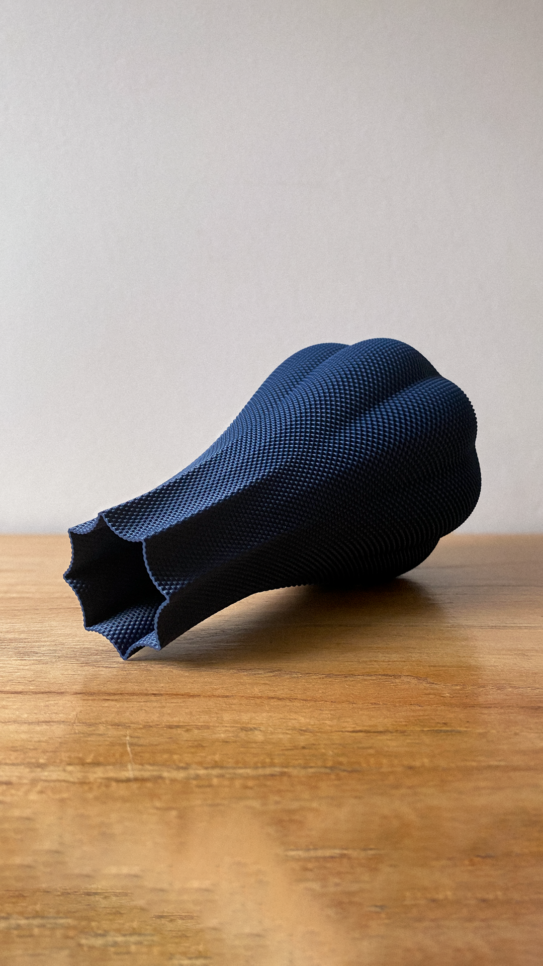 Luna Ripple Mesh Vase