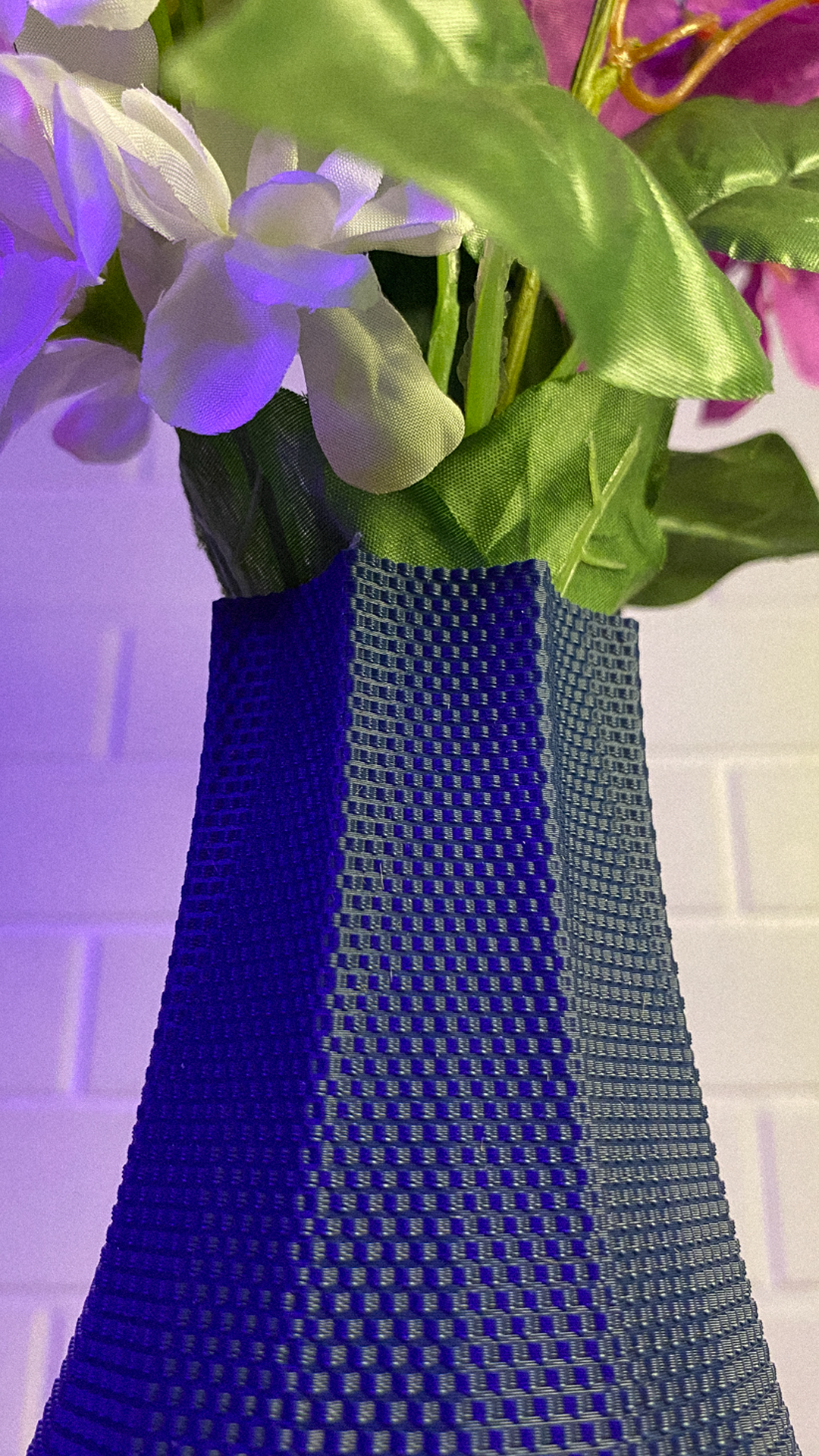 Luna Ripple Mesh Vase
