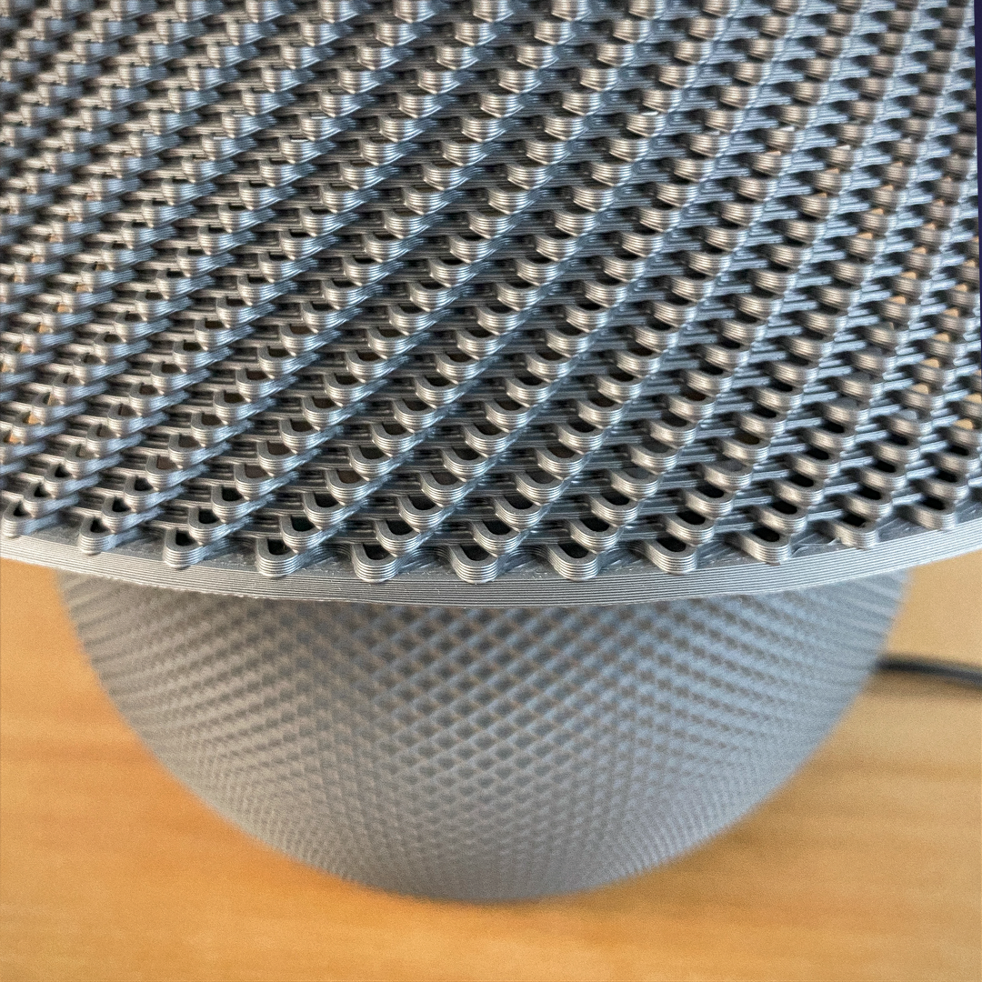 TOKYO Solid Ripplemesh Table Lamp